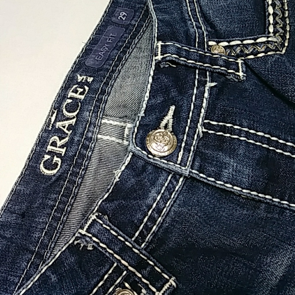 Grace in LA Jeans